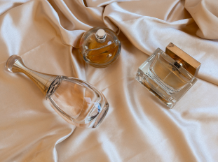 Aqua Di Parma Perfume - Enchanting Italian Fragrance Legend