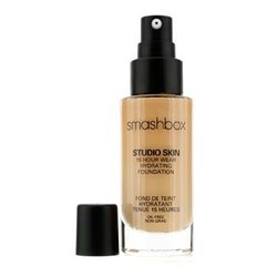 Smashbox أساس مرطب يدوم 15 ساعة Studio Skin - # 2.2 متوسط فاتح بتدرجات لونية ذهبية دافئة 30ml/1oz