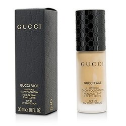 Gucci Lustrous Glow Foundation SPF 25 - #070 (Medium) 30ml/1oz