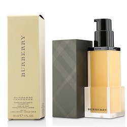 Burberry Burberry Cashmere Flawless Soft Matte Foundation SPF 20 - # No. 32 Honey 30ml/1oz
