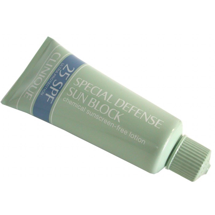 Clinique Special Defence Protecci=n Solar SPF 25 100ml/3.3ozProduct Thumbnail