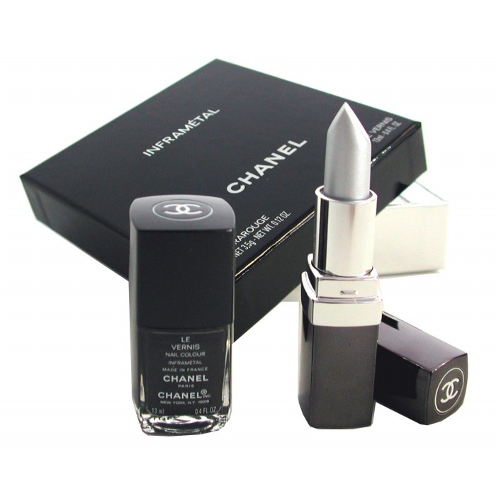 Chanel Inframental Set: 1x InfraRouge Lipstick, 1x Le Vernis 2pcsProduct Thumbnail