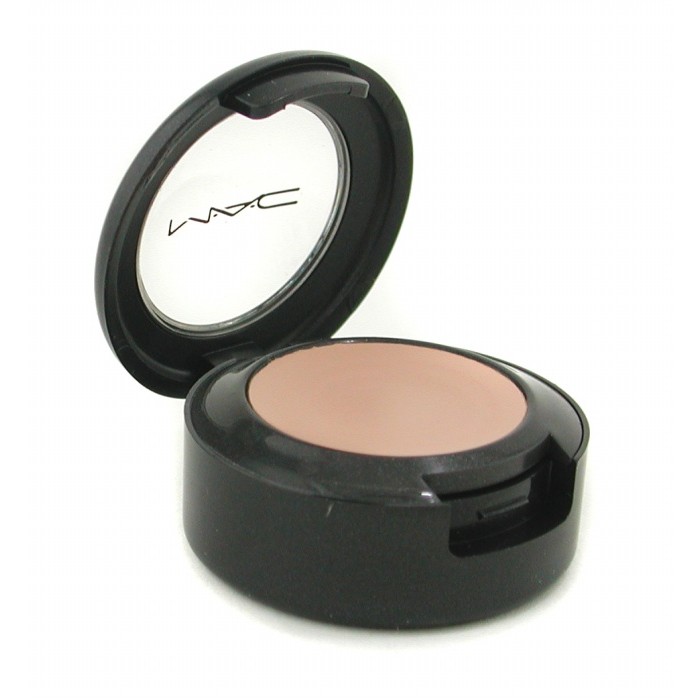 MAC Studio Finish Concealer Korektor pre bezchybný vzhľad – NW20 Picture ColorProduct Thumbnail