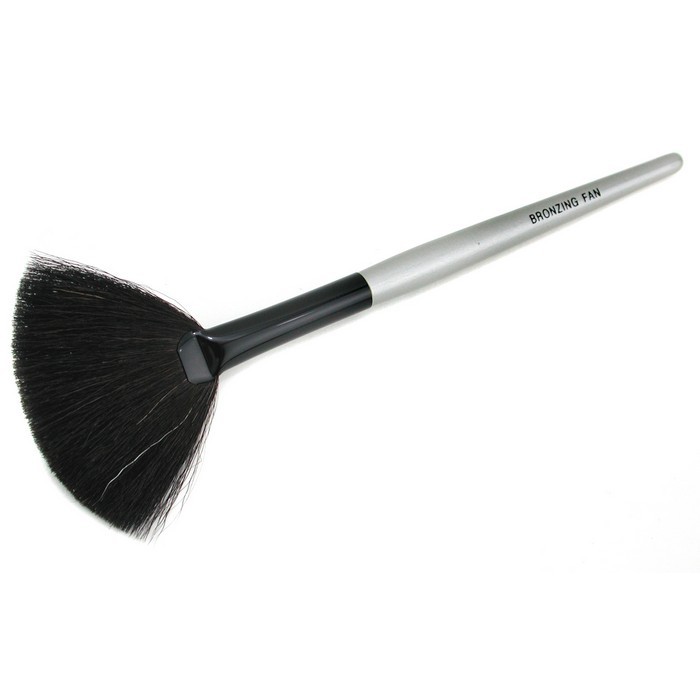 Paula Dorf Bronzing Fan Brush Picture ColorProduct Thumbnail