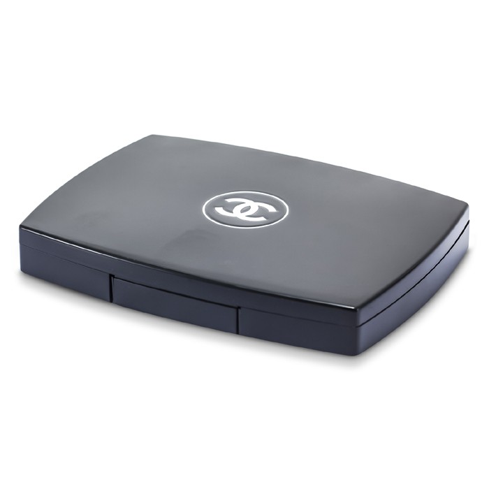 Chanel Matujący podkład w kompakcie Mat Lumiere Luminous Matte Powder Makeup SPF10 13g/0.45ozProduct Thumbnail
