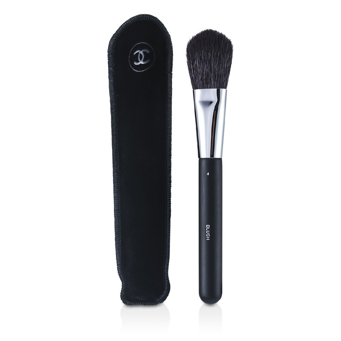 Chanel Les Pinceaux De Chanel Blush Brush Picture ColorProduct Thumbnail