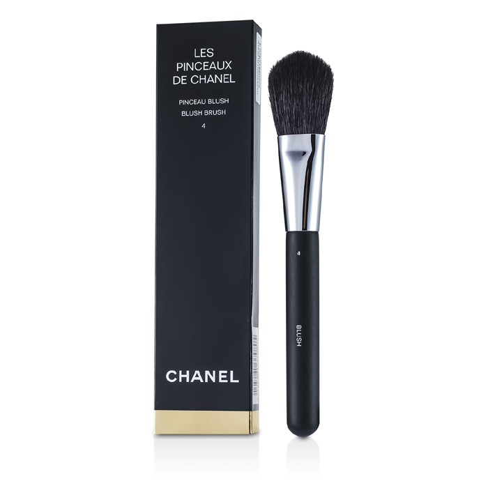 Chanel Les Pinceaux De Chanel Blush Brush Picture ColorProduct Thumbnail