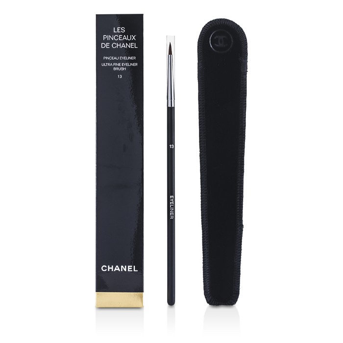 Chanel Les Pinceaux De Chanel Ultra Fine Eyeliner Brush Picture ColorProduct Thumbnail