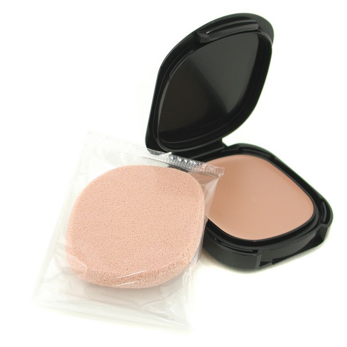 Shiseido Base liquida Advanced Hydro SPF15 RefillIvory 12g/0.42ozProduct Thumbnail