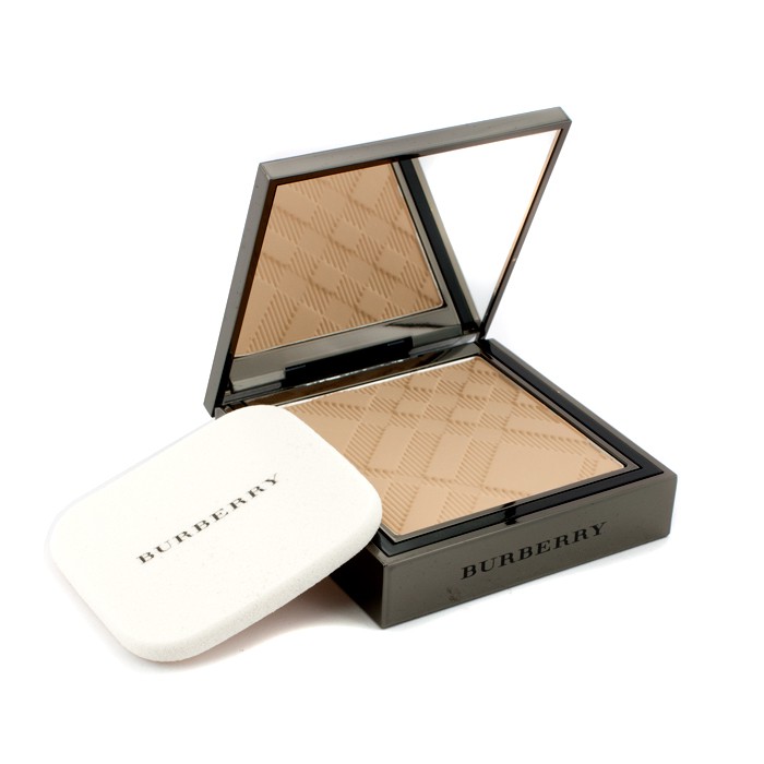 Burberry Sheer Foundation Base Compacta Luminosa06 8g/0.28ozProduct Thumbnail