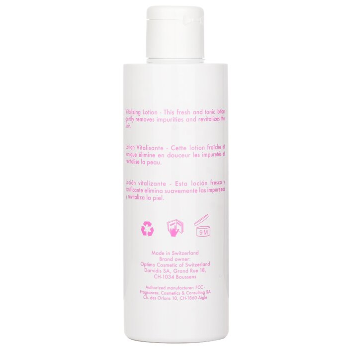 Vitacreme B12 Vitalizing Lotion 200ml/7ozProduct Thumbnail