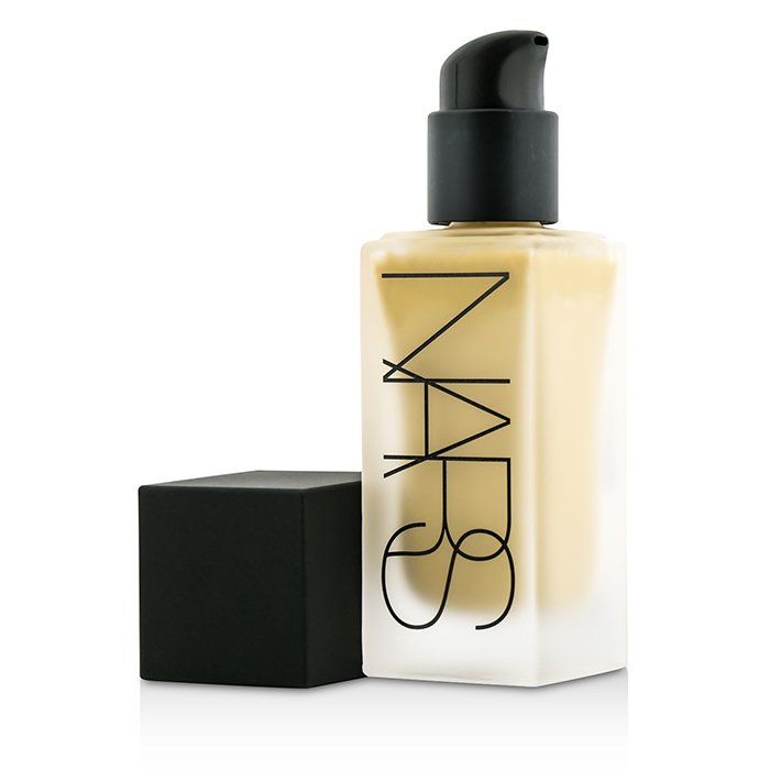 NARS Podkład do twarzy All Day Luminous Weightless Foundation 30ml/1ozProduct Thumbnail