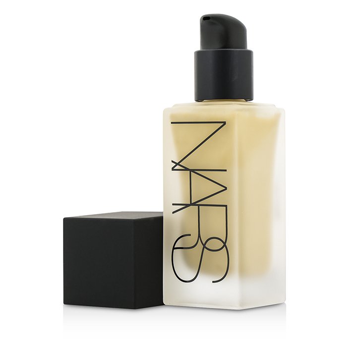 NARS Podkład do twarzy All Day Luminous Weightless Foundation 30ml/1ozProduct Thumbnail