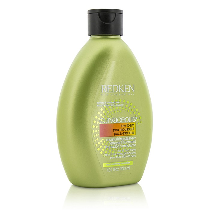 Redken Curvaceous Low Foam Moisturizing Cleanser (For All Curls Types) 300ml/10.1ozProduct Thumbnail