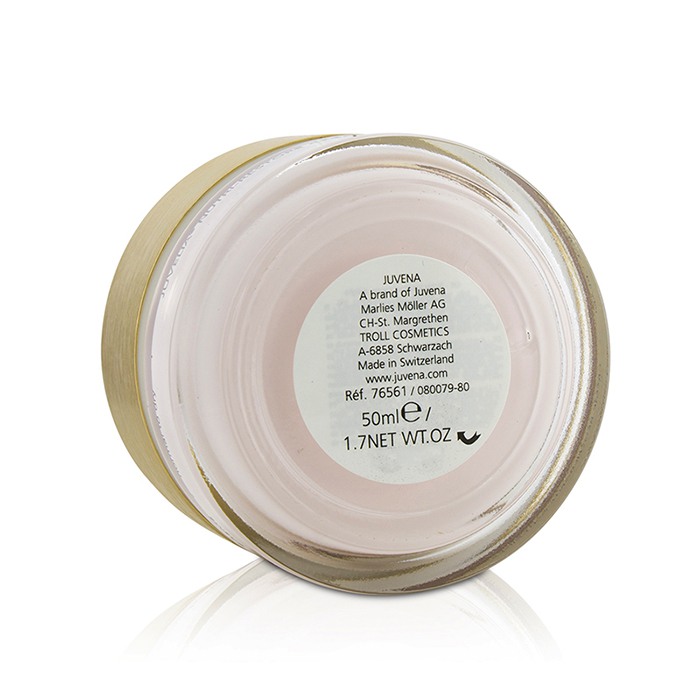 Juvena Juvelia Nutri-Restore Regenerating Anti-Wrinkle Cream - Normal To Dry Skin 50ml/1.7ozProduct Thumbnail