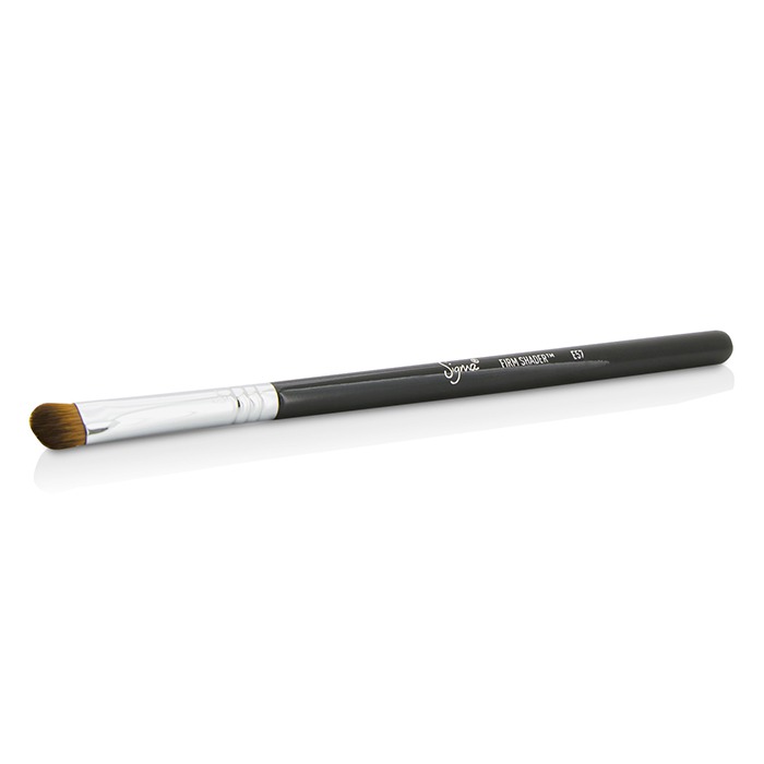 Sigma Beauty E57 Firm Shader Brush Picture ColorProduct Thumbnail