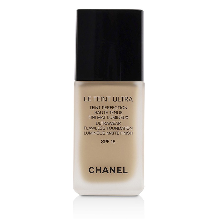Chanel Le Teint Ultra Ultrawear Flawless Foundation Luminous Matte Finish SPF15 30ml/1ozProduct Thumbnail