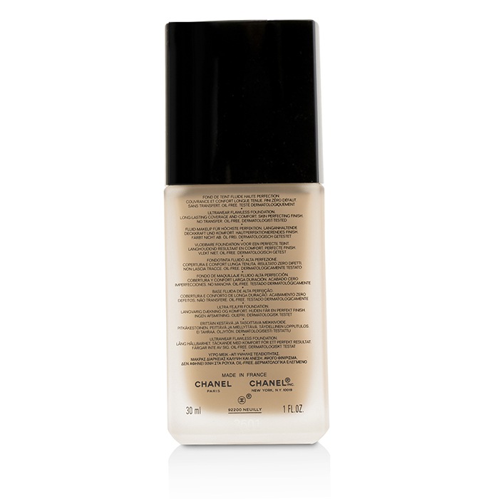 Chanel Le Teint Ultra Ultrawear Flawless Foundation Luminous Matte Finish SPF15 30ml/1ozProduct Thumbnail