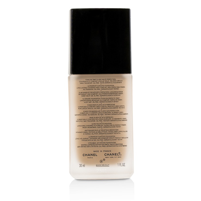 Chanel Le Teint Ultra Ultrawear Flawless Foundation Luminous Matte Finish SPF15 30ml/1ozProduct Thumbnail
