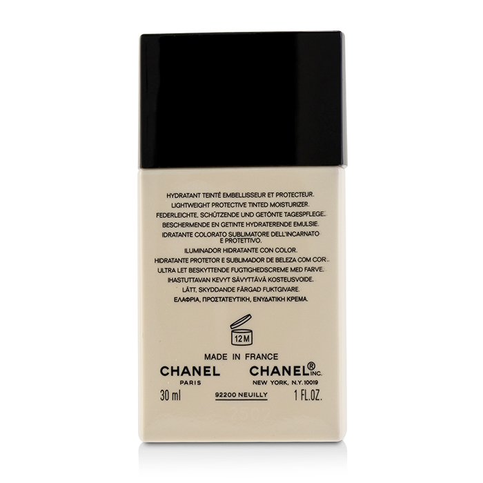 Chanel Les Beiges Sheer Healthy Glow Tinted Moisturizer SPF 30 30ml/1ozProduct Thumbnail