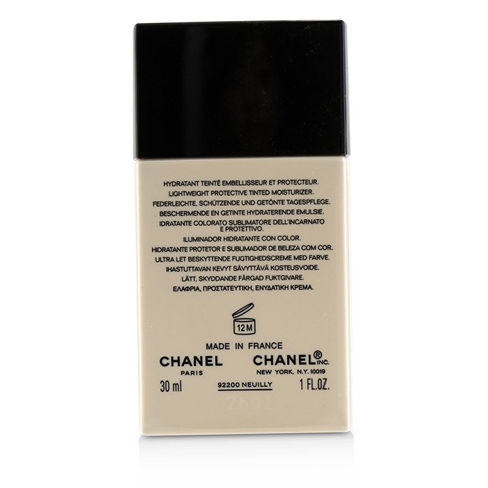 Chanel Les Beiges Sheer Healthy Glow Tinted Moisturizer SPF 30 30ml/1ozProduct Thumbnail