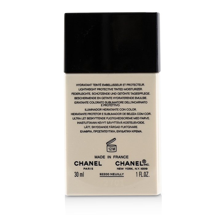 Chanel Les Beiges Sheer Healthy Glow Tinted Moisturizer SPF 30 30ml/1ozProduct Thumbnail