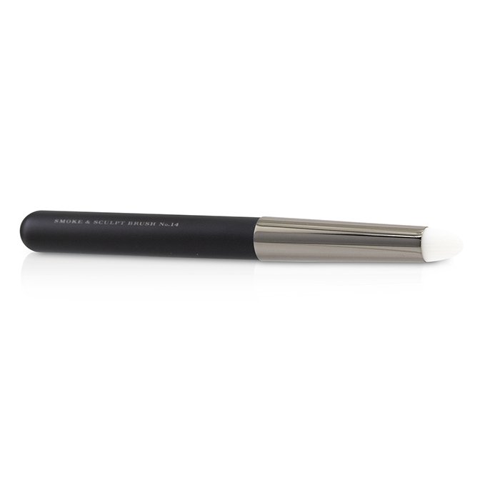 Burberry Smoke & Sculpt Brush No. 14 Picture ColorProduct Thumbnail