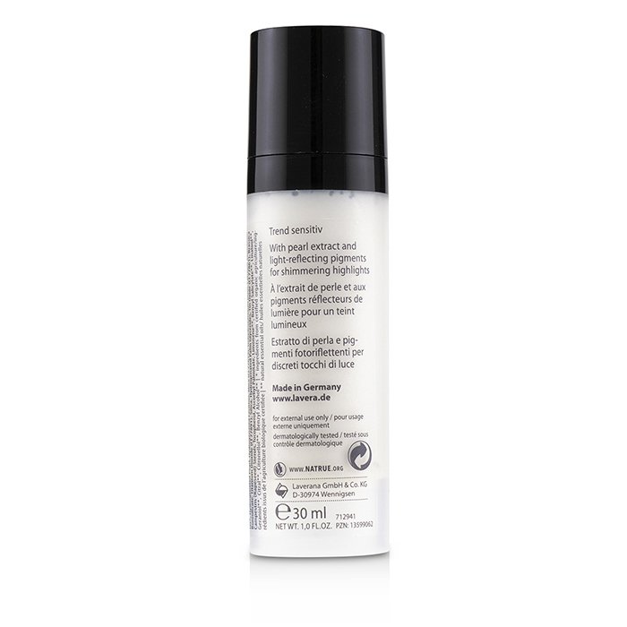 Lavera Illuminating Effect Fluid 30ml/1ozProduct Thumbnail
