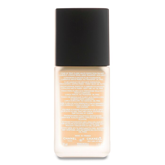 Chanel Ultra Le Teint Ultrawear All Day Comfort Flawless Finish Foundation 30ml/1ozProduct Thumbnail
