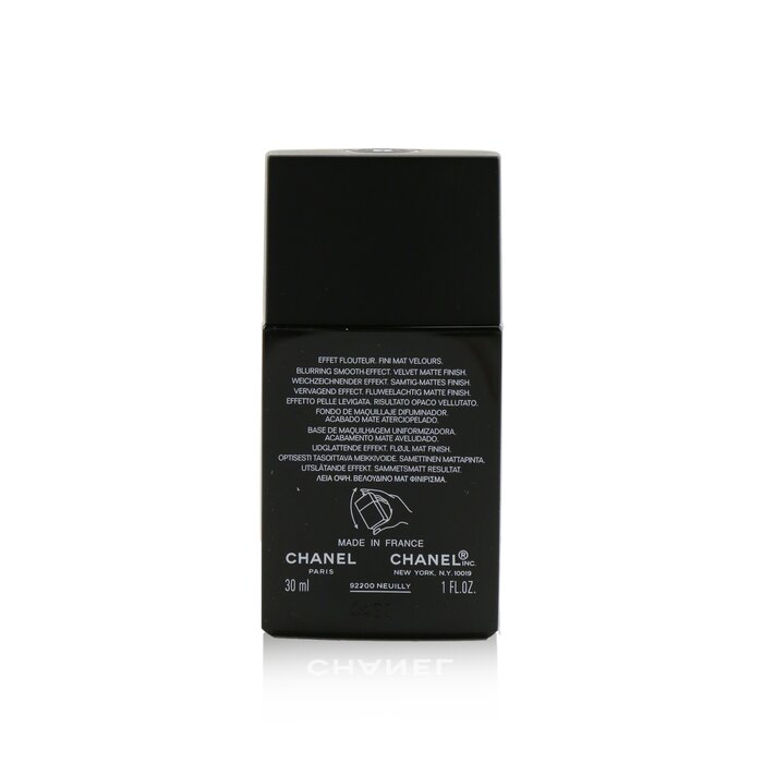 Chanel Ultra Le Teint Velvet Blurring Smooth Effect Foundation SPF 15 30ml/1ozProduct Thumbnail