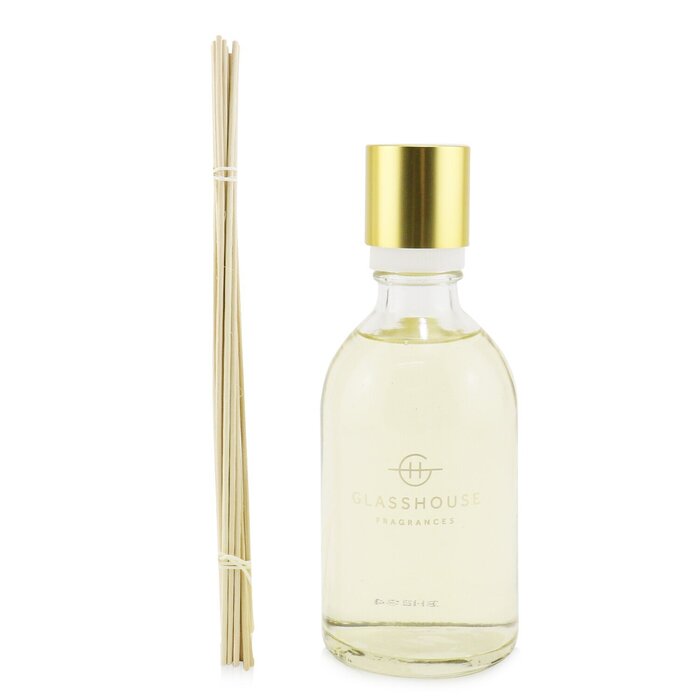 Glasshouse معطر جو - Diving Into Cyprus (أملاح البحر والزعفران) 250ml/8.4ozProduct Thumbnail