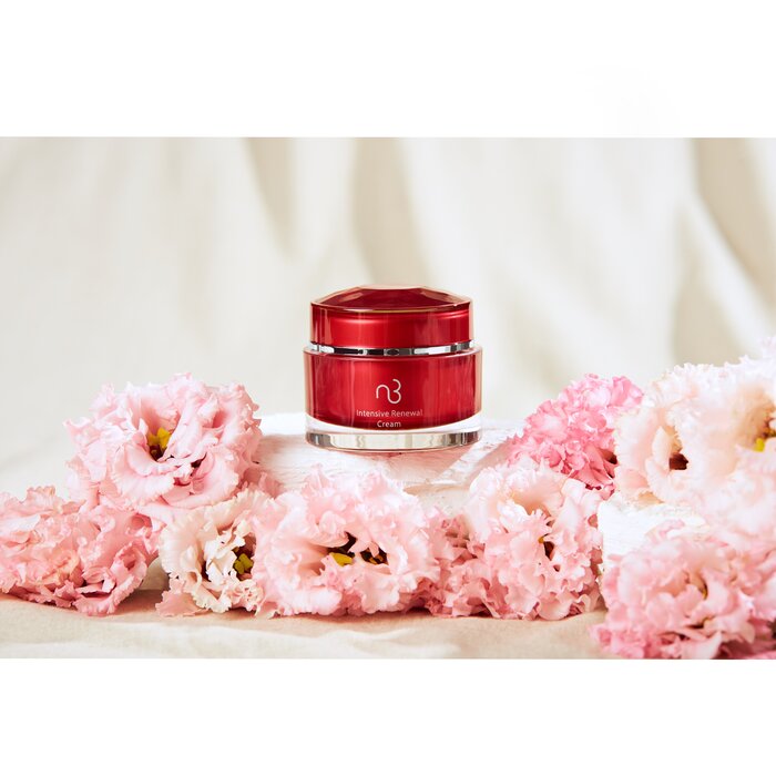Natural Beauty Intensywnie Odnawiający Krem 50g/1.7ozProduct Thumbnail