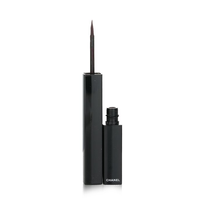 le liner de chanel rouge noir