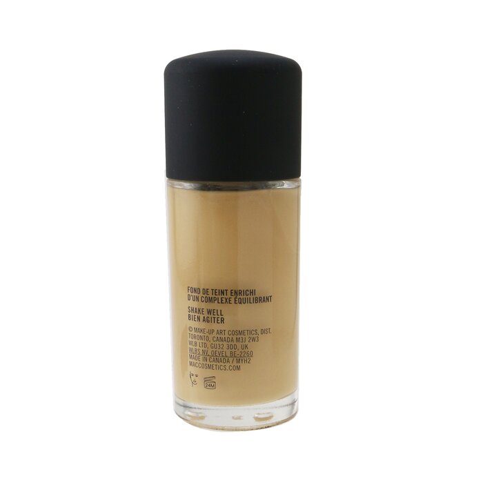 MAC Studio Fix Fluid SPF15 30ml/1ozProduct Thumbnail