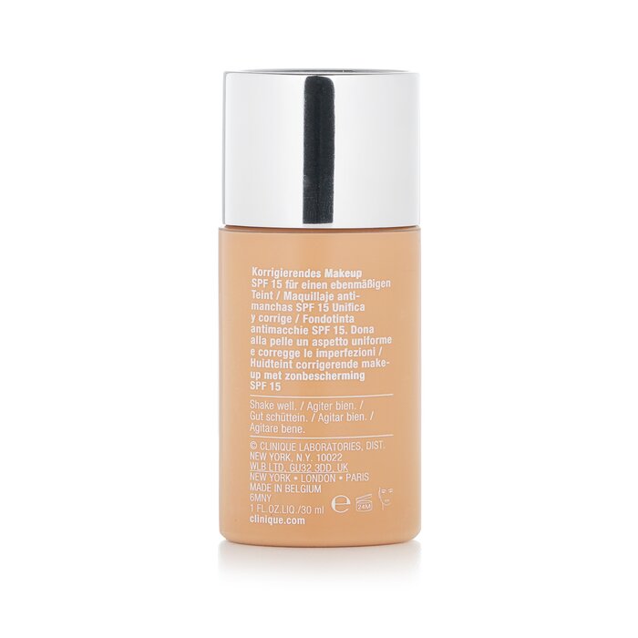 Clinique Even Better Makeup SPF15 (Dry Combination to Combination Oily) 30ml/1ozProduct Thumbnail