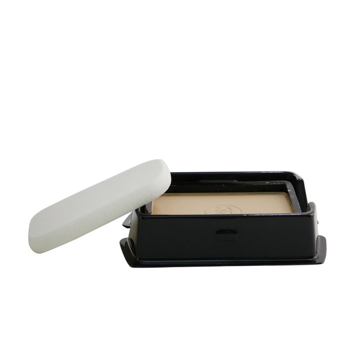 Chanel Ultra Le Teint Ultrawear All Day Comfort Flawless Finish Compact Foundation Refill 13g/0.45ozProduct Thumbnail
