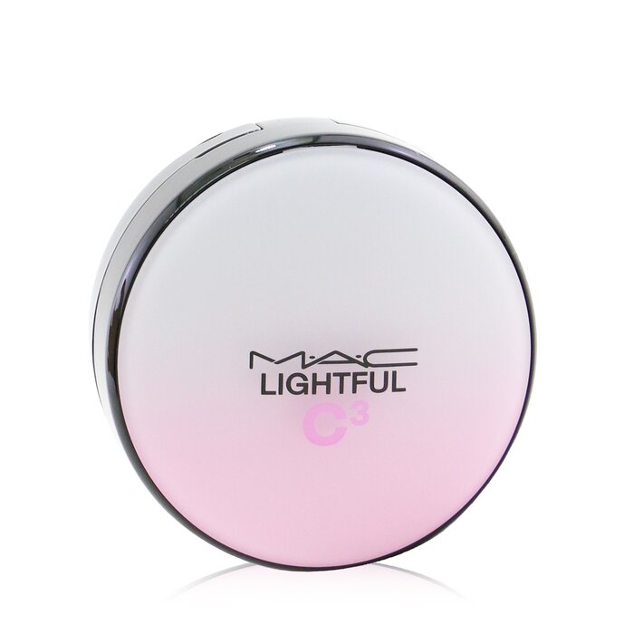 MAC Lightful C³ Quick Finish Cushion Compact SPF 50 12g/0.42ozProduct Thumbnail