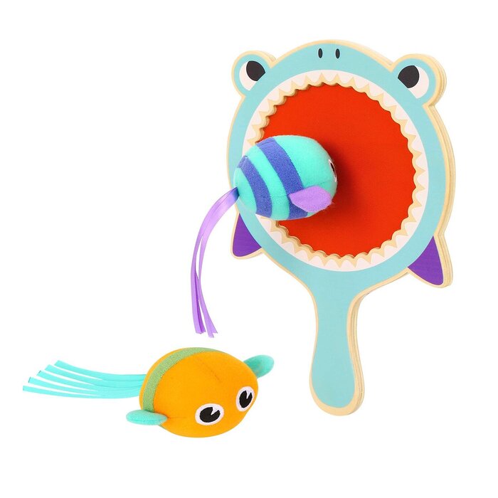 Tooky Toy Co 鯊魚木制沾沾球 19x30x5cmProduct Thumbnail