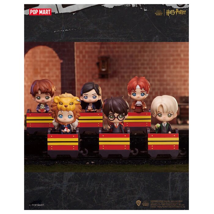 Popmart Harry Potter Heading to Hogwarts Series (Case of 12 Blind Boxes) 29x22x12cmProduct Thumbnail