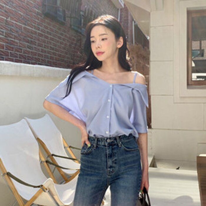 Trendywhere Off-shoulder Shirt Free (XS-L)Product Thumbnail
