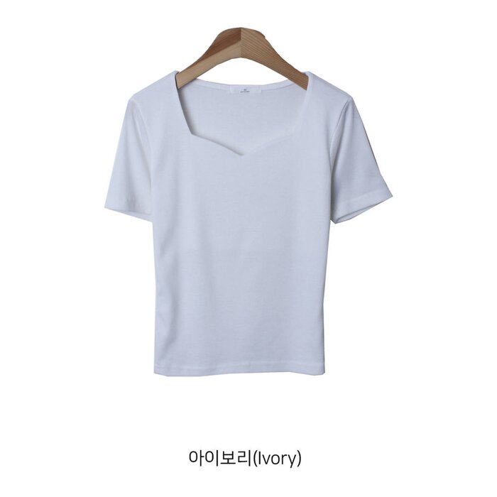 Trendywhere Slim Fit Sweetheart Neckline Top Free (XS-S)Product Thumbnail