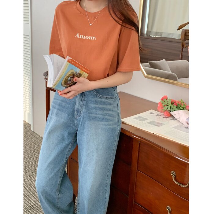 Trendywhere Amour Letter Print Tee Free (XS-M)Product Thumbnail