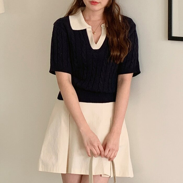 Trendywhere Contrast Collar Twist Short Sleeve Knitwear Free (XS-M)Product Thumbnail