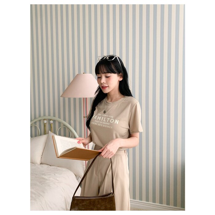 Trendywhere Letter Print Tee Free (XS-M)Product Thumbnail