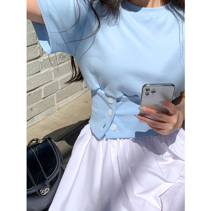 Trendywhere Round Neck Button Front Top Free (XS-M)Product Thumbnail