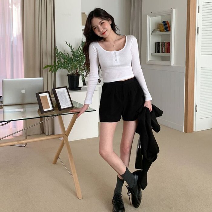 Trendywhere High Waist Shorts Free (XS-S)Product Thumbnail
