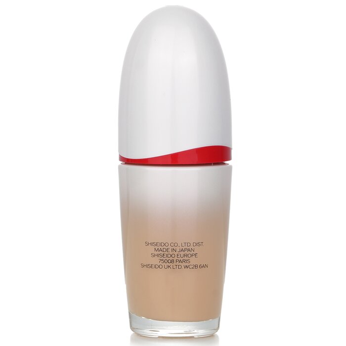 Shiseido Revitalessence Skin Glow Foundation SPF 30 30ml/1ozProduct Thumbnail