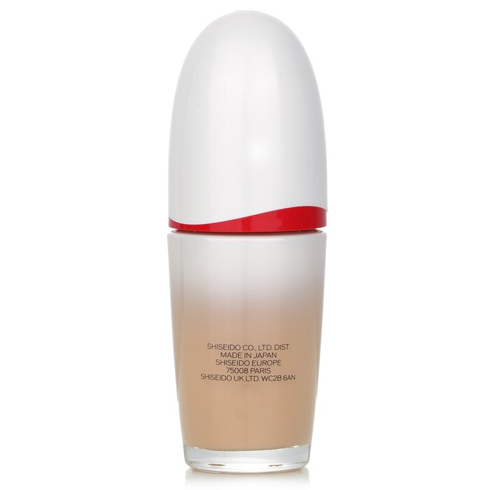 Shiseido Revitalessence Skin Glow Foundation SPF 30 30ml/1ozProduct Thumbnail