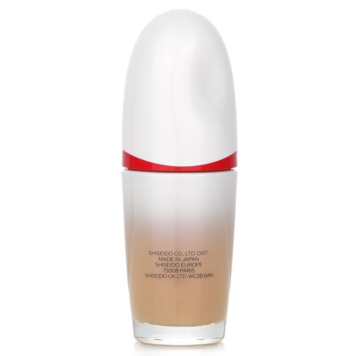 Shiseido Revitalessence Skin Glow Foundation SPF 30 30ml/1ozProduct Thumbnail