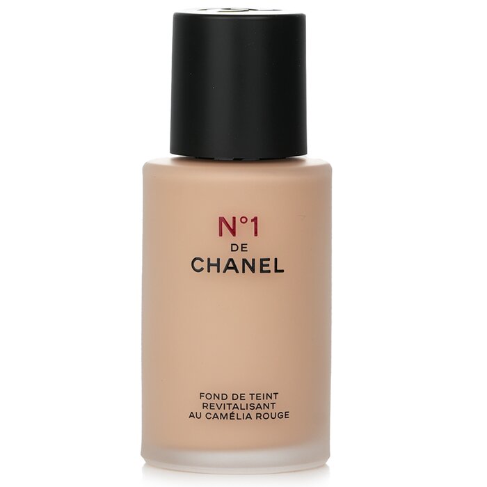 Chanel N°1 De Chanel Red Camellia Revitalizing Foundation 30ml/1ozProduct Thumbnail